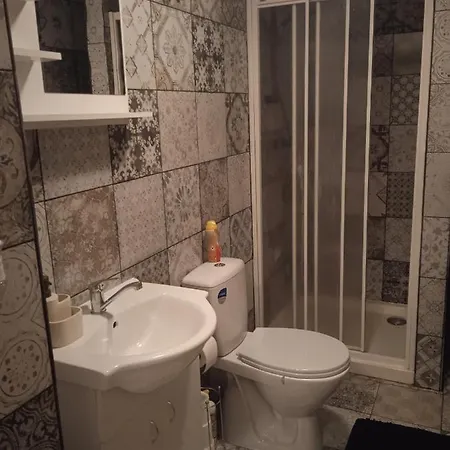 Laumar 3 Бзенец